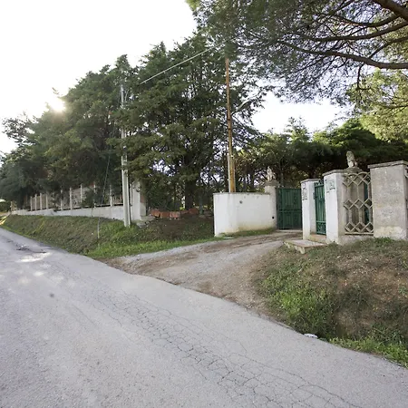 Apartman La Casina A Schiopparello - Goelba