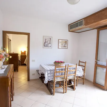アパート La Casina A Schiopparello - Goelba *
