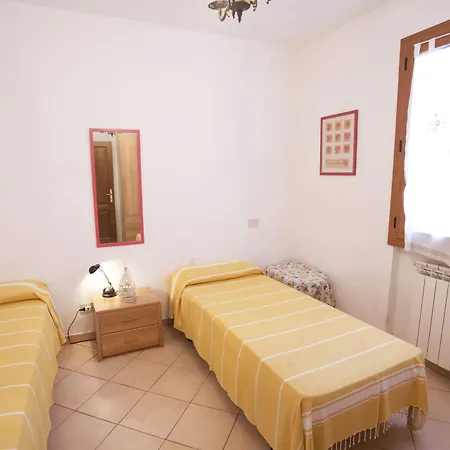 公寓 La Casina A Schiopparello - Goelba 费拉约港