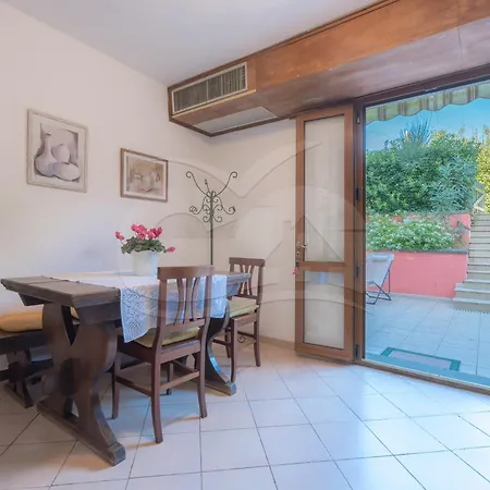 アパート La Casina A Schiopparello - Goelba ポルトフェッラーイオ